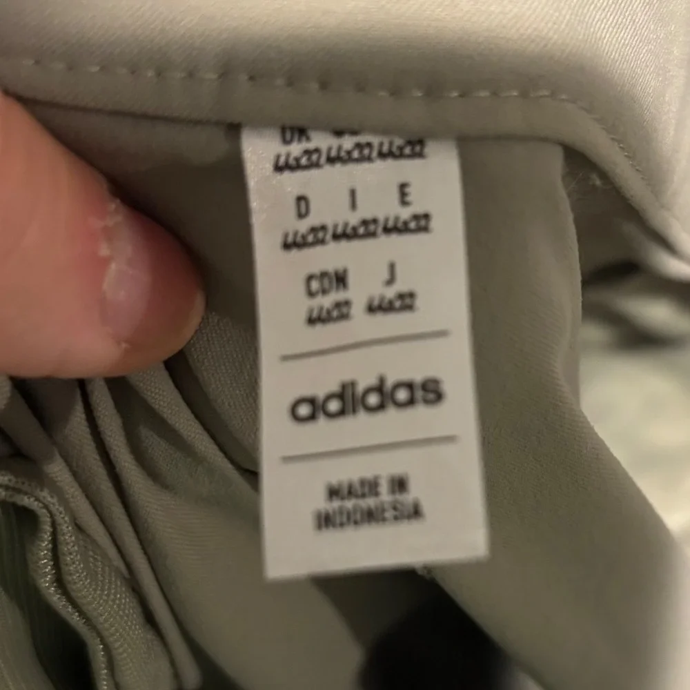 Adidas Mens Ultimate365 Tapered Golf Pants Khaki Tan 44x32 IU2845